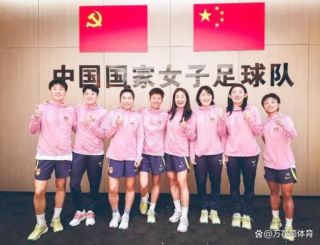违者将追究其相关法律责任 文章配图于网络，如有侵权，请联系编辑人员删除 标签： 裴秀智宋慧乔合照 ： 相关新闻 比尔·斯卡斯加德到访小岛秀夫工作室 采集了吗？